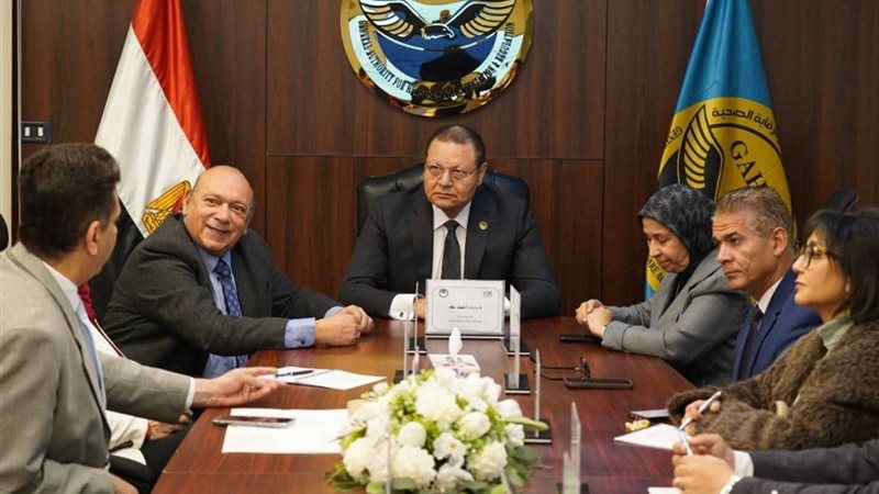 دكتور احمد طه أثناء الاجتماع منذ قليل 