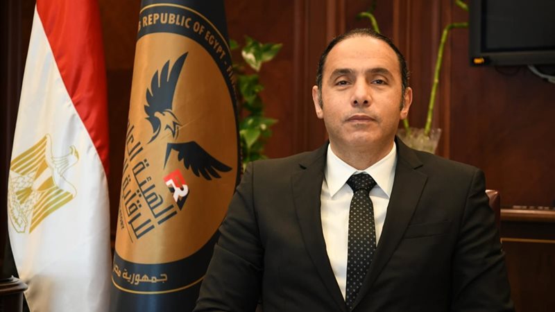 الدكتور اسلام عزام رئيس الهيئة العامة للرقابة المالية 