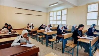 خاص | 912 ألف طالب يتقدمون والاستمارات تسلم حتى 26 مارس قبل بدء المطابقة