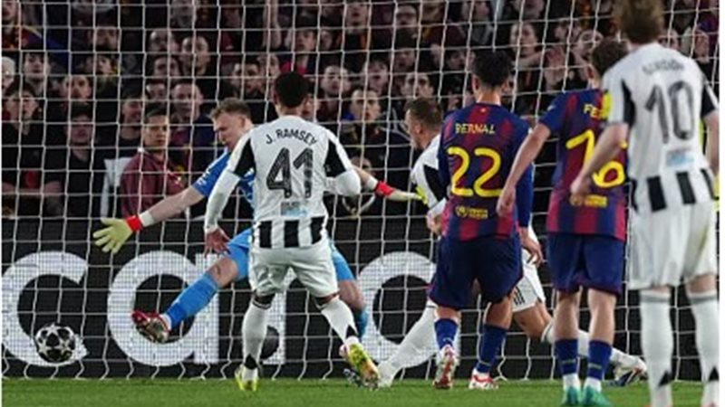 برشلونة ونيو كاسل