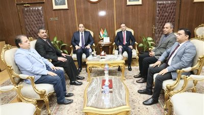 محافظ المنوفية يستقبل وفود المهنئين بعيد الفطر المبارك بمكتبه في الديوان العام