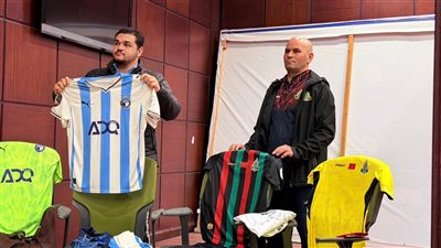 بيراميدز بالزي الأساسي أمام الجيش المغربي في إياب ربع نهائي أبطال إفريقيا