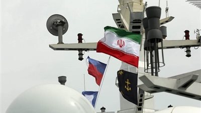 البحرية الإيرانية تعتزم تطوير قدراتها بشكل هائل وتؤكد منع مرور 