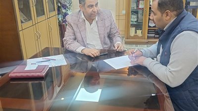 برعاية صحية شاملة.. وكيل صحة أسيوط يقود قوافل 