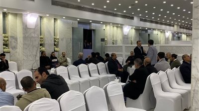 بدء عزاء الملحن وفا حسين بحضور نجوم الفن في المعادي