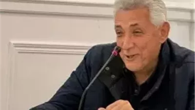 سامح مهران: القراءة المبكرة قادتني إلى المسرح.. وقراراتي الجريئة صنعت مسيرتي