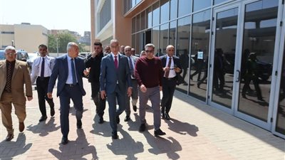 محافظ الجيزة يتفقد التجهيزات النهائية داخل مستشفى بولاق الدكرور