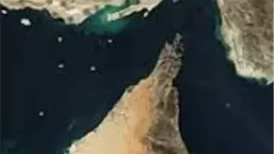 انفراجة في مضيق هرمز.. 20 سفينة باكستانية تعبر بموافقة إيرانية