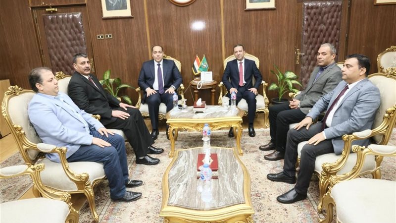 وفود المهنئين