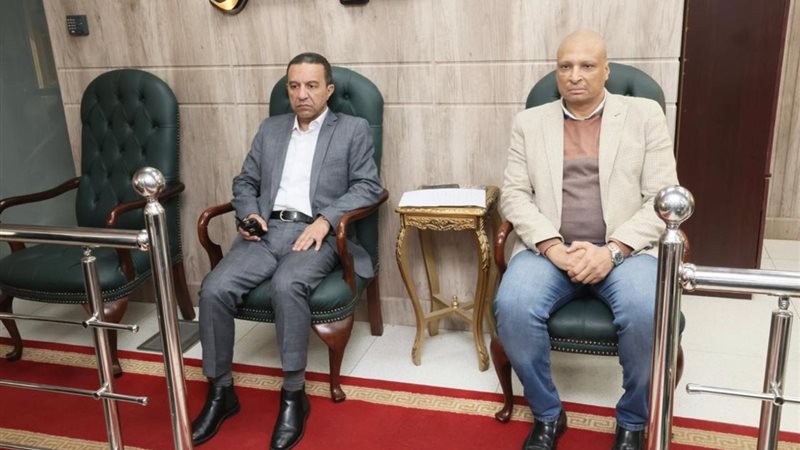 محافظ المنوفية اثناء