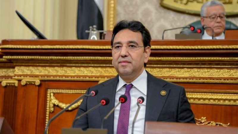 الدكتور أيمن محسب