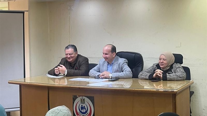 وكيل وزارة الصحة بالدقهلية يعقد اجتماعًا موسعًا مع مديري الإ