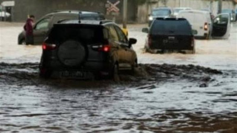 طقس سيئ، تعبيرية