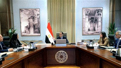 رئيس الوزراء يتابع الإجراءات الخاصة بطرح وحدات سكنية بالإيجار للمواطنين