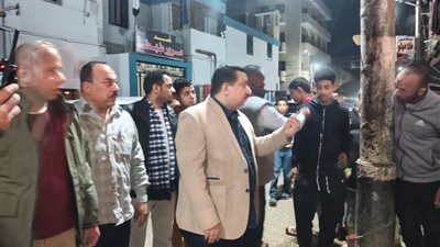 لليوم الثالث.. حملات مكثفة بطهطا لتطبيق مواعيد الغلق وترشيد استهلاك الكهرباء