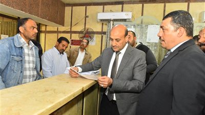 محافظ أسيوط يتفقد المركز التكنولوجي بالقوصية لمتابعة ملفات التصالح 