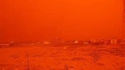 هل تضرب العاصفة الحمراء مصر؟.. الأرصاد تكشف الحقيقة  