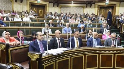 وزير التعليم أمام 