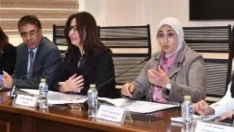 وزيرة الثقافة بالنواب