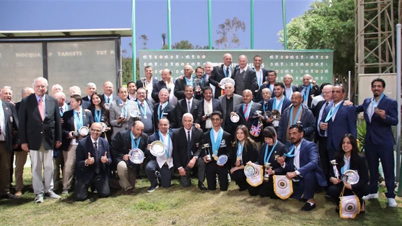 وزير الرياضة يهنئ