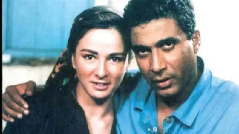 علاقة أحمد زكي ونجلاء فتحي