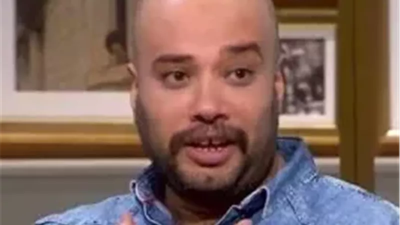  وفاة والد حاتم صلاح