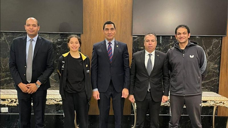 وزير الرياضة يستبل