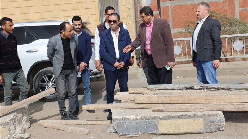 محافظ المنوفية اثناء