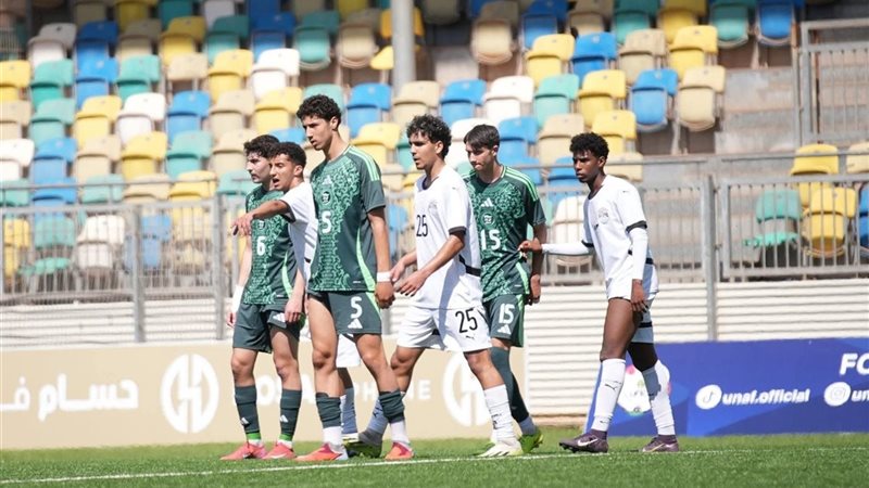 من مباراة مصر والجزائر
