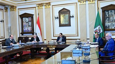 جامعة القاهرة: انتهاء أعمال اللجنة المختصة بترشيح المتقدمين لشغل منصب عميد كلية الحقوق 