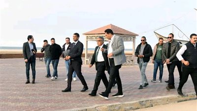 محافظ الدقهلية يتفقد جمصة استعدادًا لشم النسيم.. وتطوير شامل لرفع كفاءة المدينة