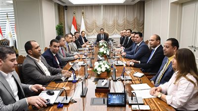 وزير الرياضة يتابع مستجدات الموقف التنفيذي لاستعدادات استضافة مصر لدورة الألعاب الأفريقية 2027