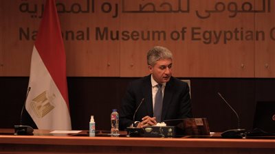 وزير السياحة يترأس اجتماع متحف الحضارة ويعتمد تطوير العروض