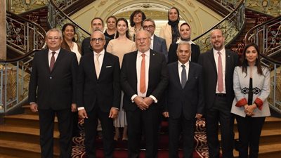 جامعة عين شمس تستقبل الملك أحمد فؤاد الثاني في زيارة تاريخية لقصر الزعفران