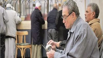 برلماني يتقدم بطلب إحاطة بسبب توقف صرف المعاشات في هيئة التأمينات الاجتماعي