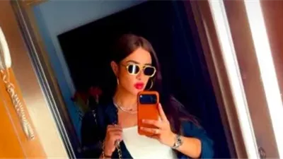 ياسمين عبد العزيز تروّج لعودتها السينمائية وتستعد لفيلم “خلي بالك من نفسك”