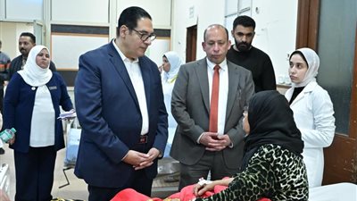 رئيس جامعة القاهرة يؤكد انتظام الرعاية للمرضى بمستشفى الاستقبال بقصر العيني