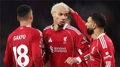 رباعي ليفربول مهدد بالغياب عن مباراة باريس سان جيرمان في دوري أبطال أوروبا