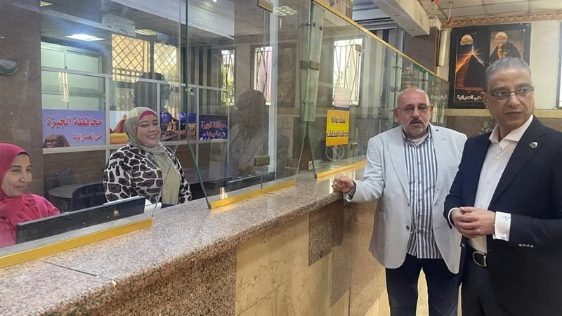 الدكتور أحمد الانصاري