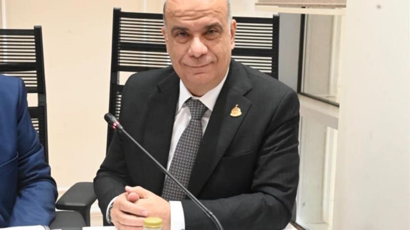 نادر الداجن