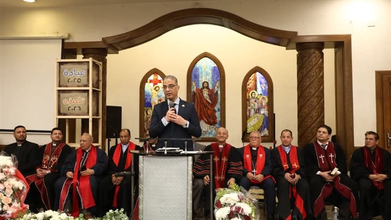 محافظ الجيزة يهنئ