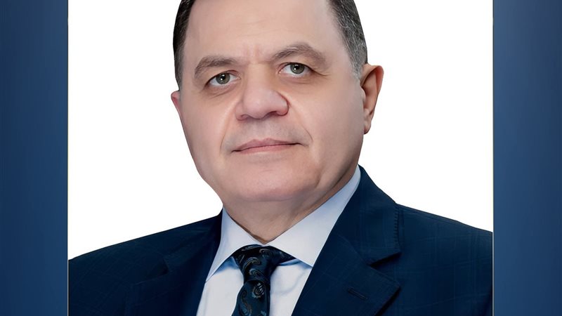 وزير الداخلية يهنئ