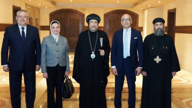 جامعة عين شمس 