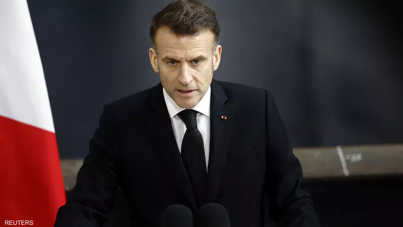  إيمانويل ماكرون