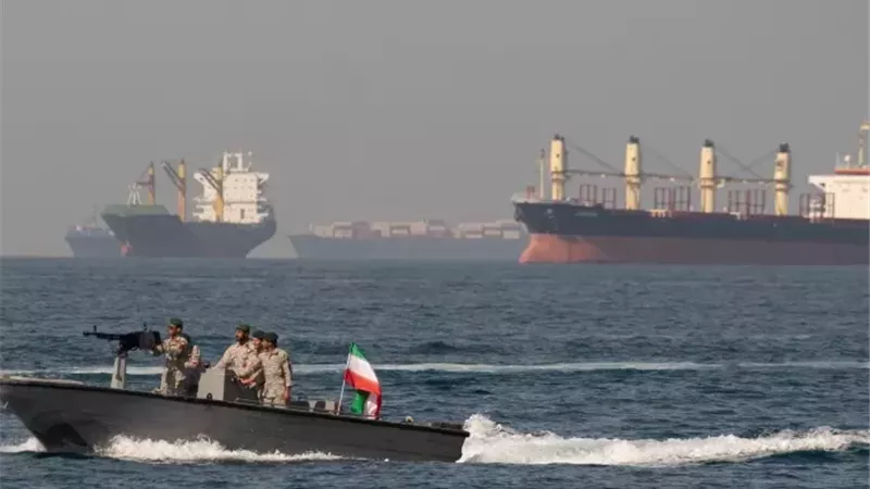 زوارق هجومية إيرانية