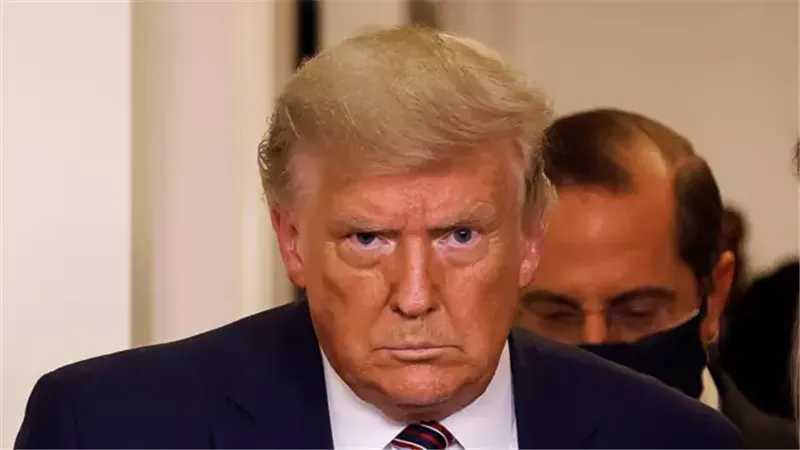 الرئيس الأمريكي دونالد