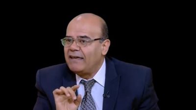 يحفز نوبات الربو.. مجدي بدران يحذر مرضى الحساسية من مخاطر الفسيخ