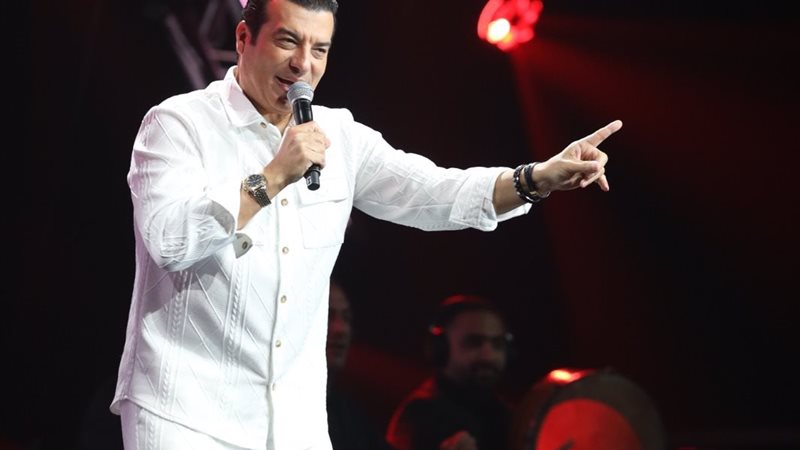  إيهاب توفيق