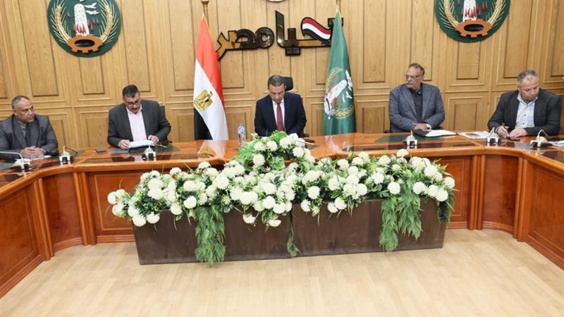محافظ المنوفية اثناء