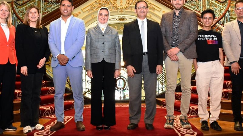 جامعة عين شمس 